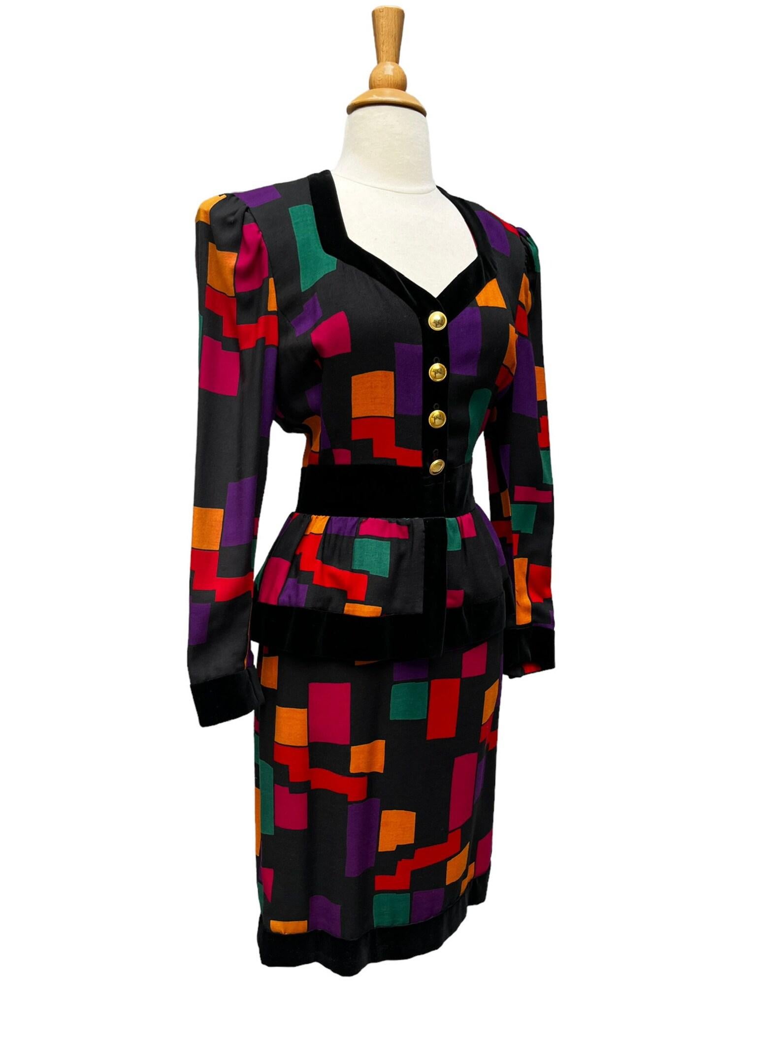 Escada black and jewel tone dress In Excellent Condition For Sale In Brooklyn, NY