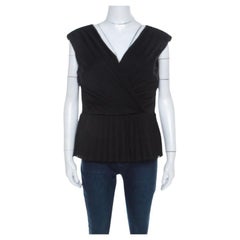 Escada Blusa negra de crepé plisado sin mangas L