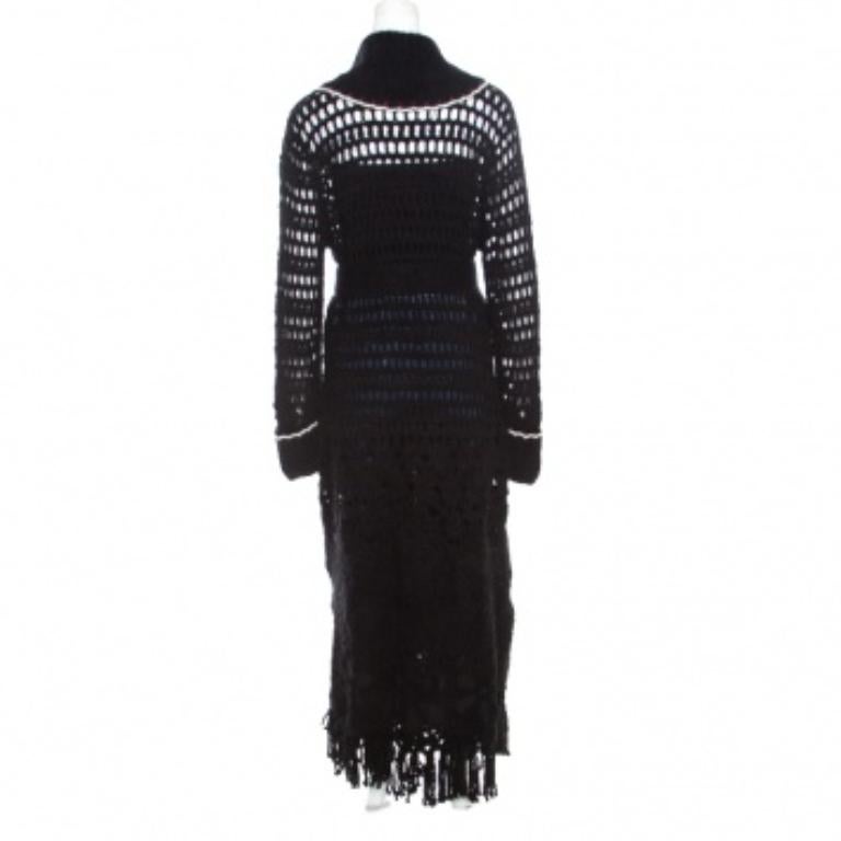 Donna Escada Black Crochet Knit Floral Applique Scalloped Tassel Edge Long Cardigan L in vendita