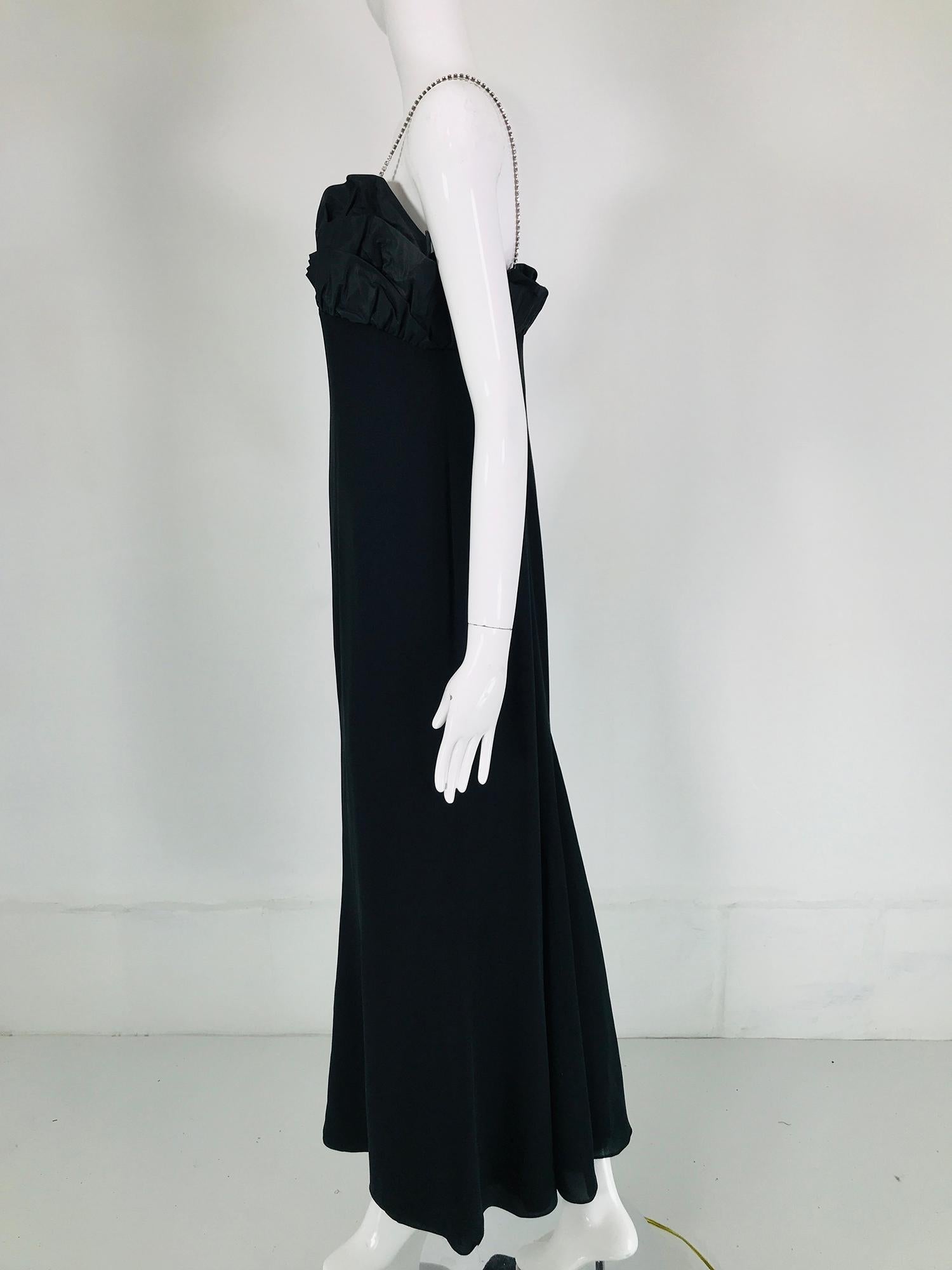Escada - Robe de soirée en soie noire à bretelles avec strass et corsage à volants  en vente 5