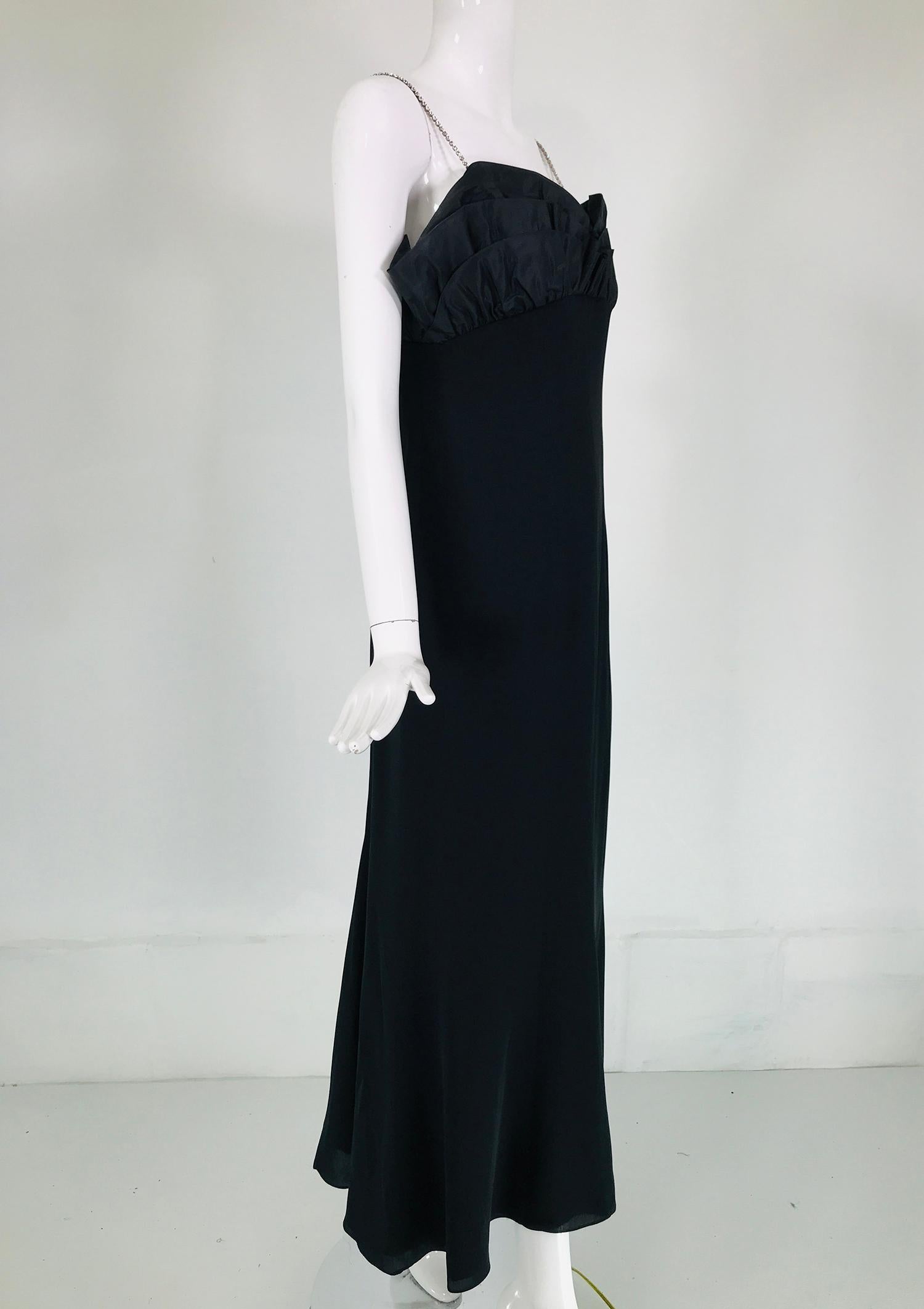 Noir Escada - Robe de soirée en soie noire à bretelles avec strass et corsage à volants  en vente