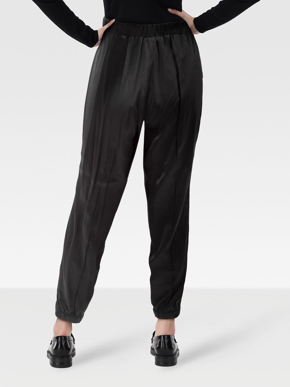 CONDITION is Very good. Minimal wear to the trousers is evident. Discolouration on the front of both trouser legs and back of the left trouser leg on this used Escada designer resale item. Discolouration may need gentle hand wash contrary to dry