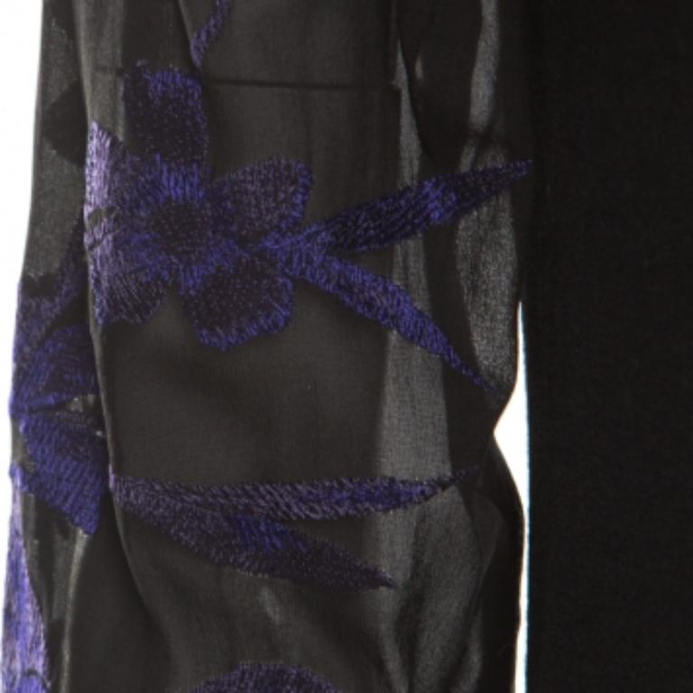 Escada - Top a maniche lunghe con ricami floreali in maglia di lana e seta nera - S in vendita 1