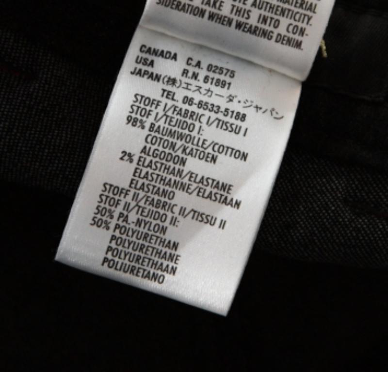 Escada Jeans svasati con ricamo del drago in denim elasticizzato nero M. I. In condizioni ottime in vendita a Dubai, Al Qouz 2