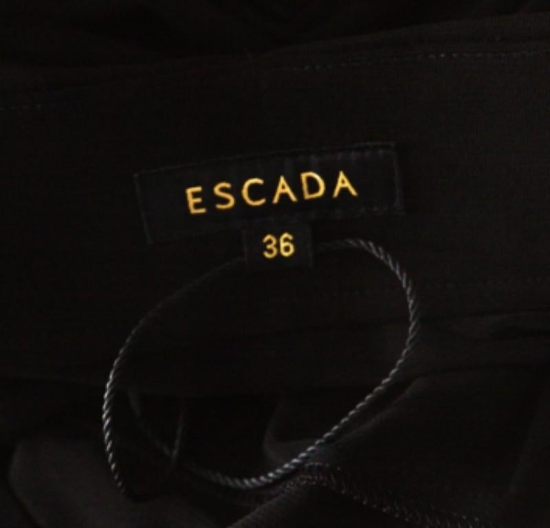 Escada Gonna nera in jersey elasticizzato con dettaglio drappeggio in vita M. I. In condizioni buone in vendita a Dubai, Al Qouz 2