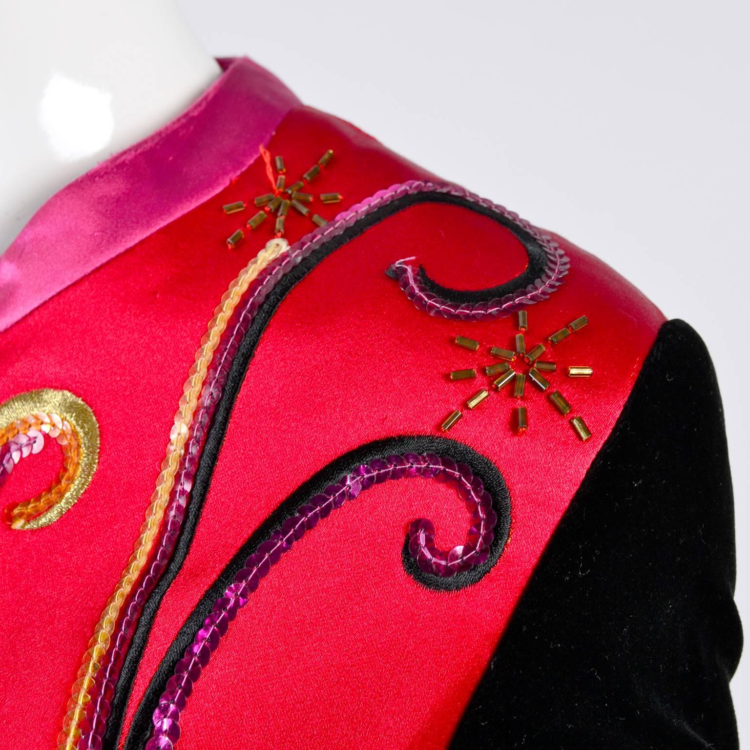 Women's Escada Blazer in Red Black and Pink Novelty Shoe Lover Print 1980s Jacket For Sale