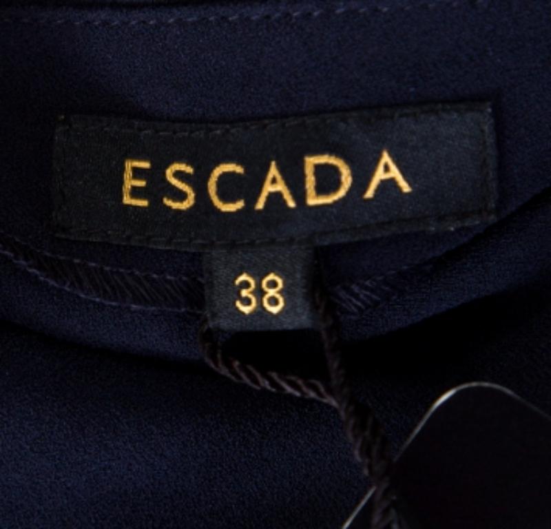 Escada Azul Plisado Crepe Nido De Abeja Smocking Detalle Un Hombro Nienke Top M en Bueno estado para la venta en Dubai, Al Qouz 2