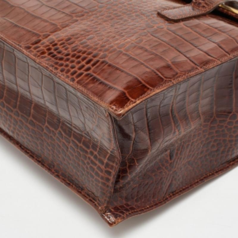 Tote in pelle marrone goffrata di Escada in vendita 5