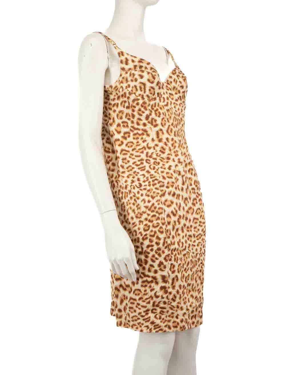 CONDITION is Very good. Minimal wear to the dress is evident. There is discolouration in the lining around the front neckline and left underarm on this used Escada designer resale item.
 
 
 
 Details
 
 
 Brown
 
 Linen
 
 Dress
 
 Leopard pattern

