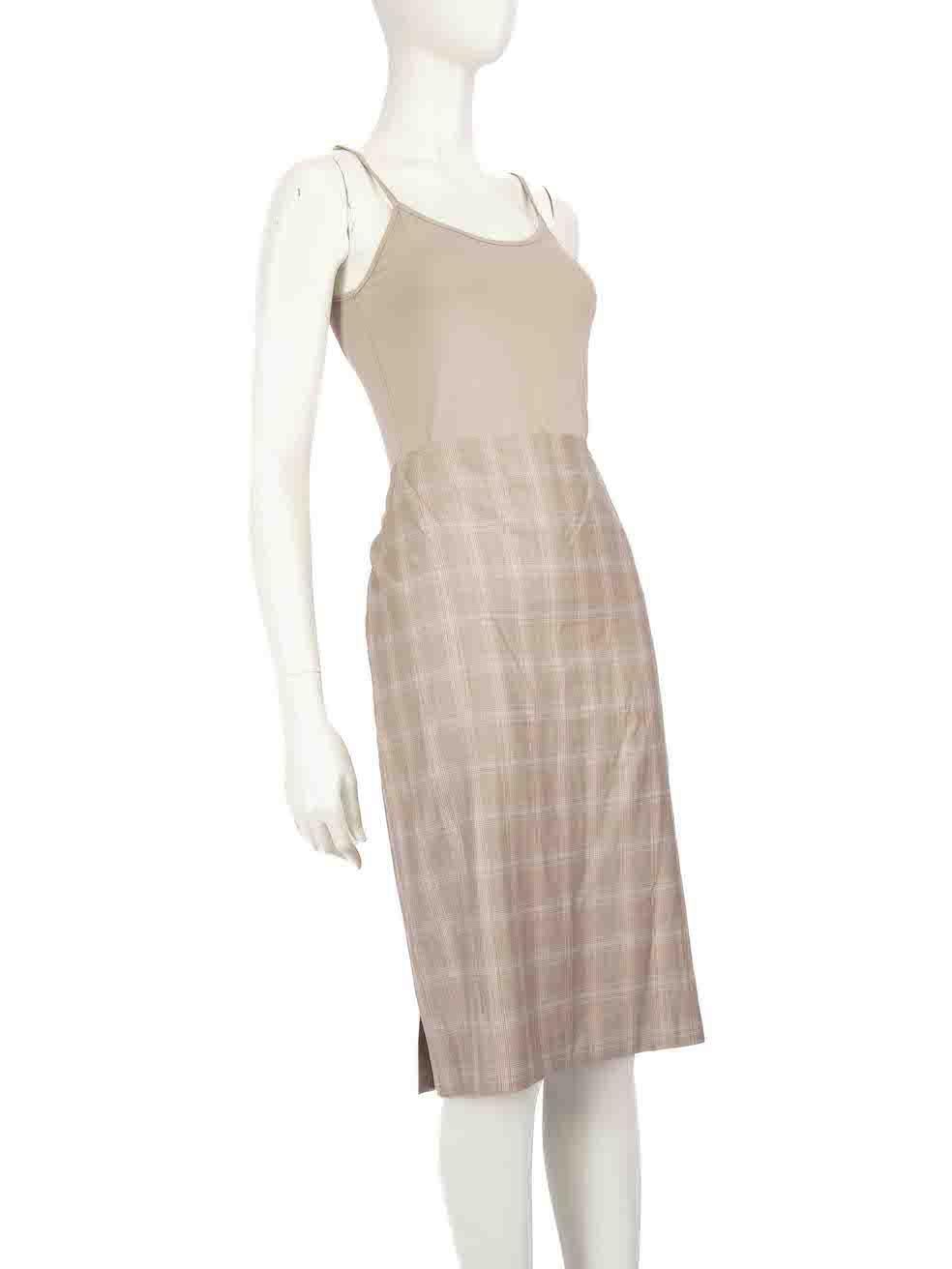 CONDITION is Never worn, with tags. No visible wear to the skirt is evident on this new Escada designer resale item.
 
 
 
 Details
 
 
 Brown
 
 Wool
 
 Skirt
 
 Tartan pattern
 
 Knee length
 
 Back zip and button fastening
 
 
 
 
 
 Made in