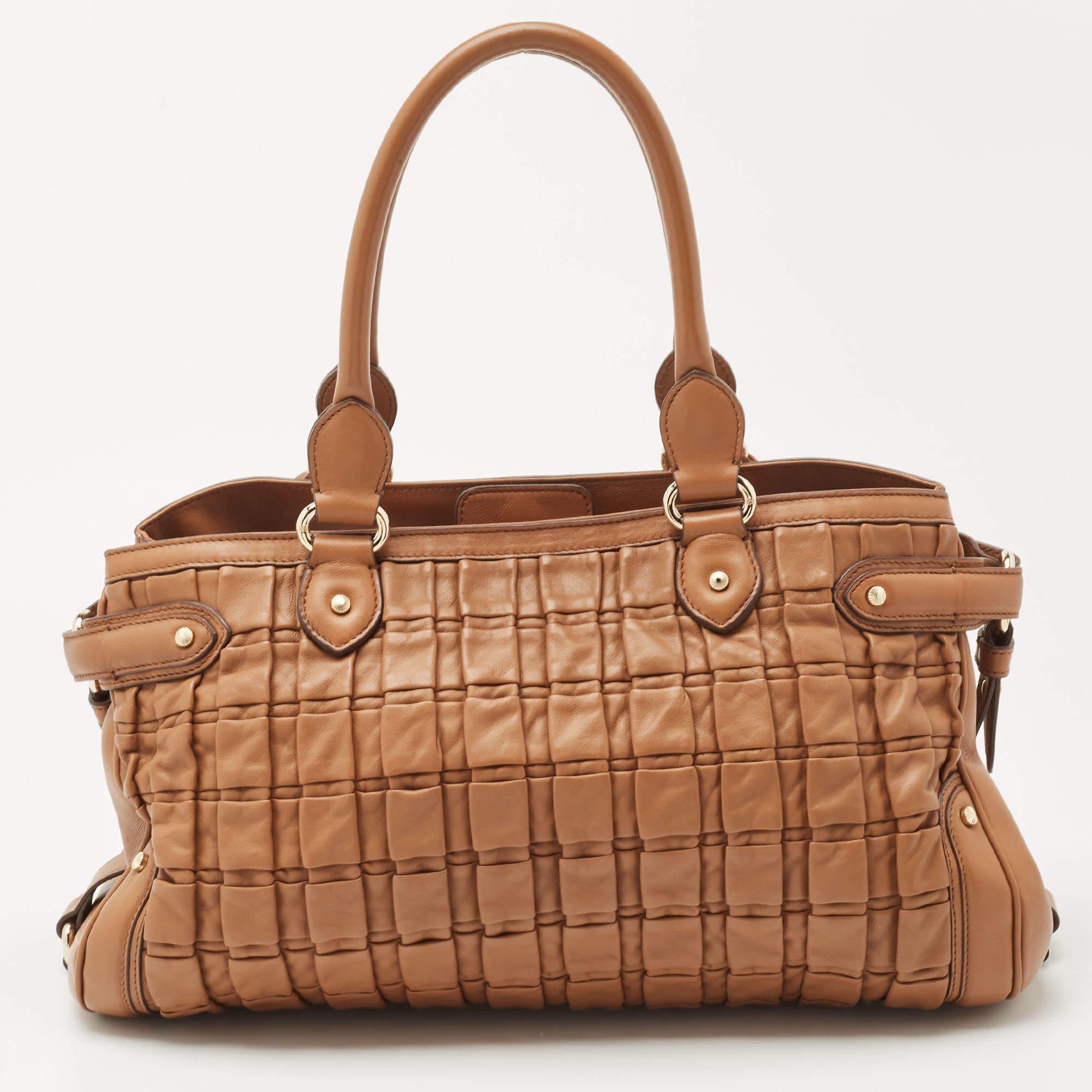 Escada Braunes gewebtes Leder Horizontale Margaretha Tote bei 1stDibs escada taschen vintage
