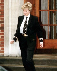 Escada By Margaretha Ley Vintage 90s Princess Diana Black Gold Elephants Blazer