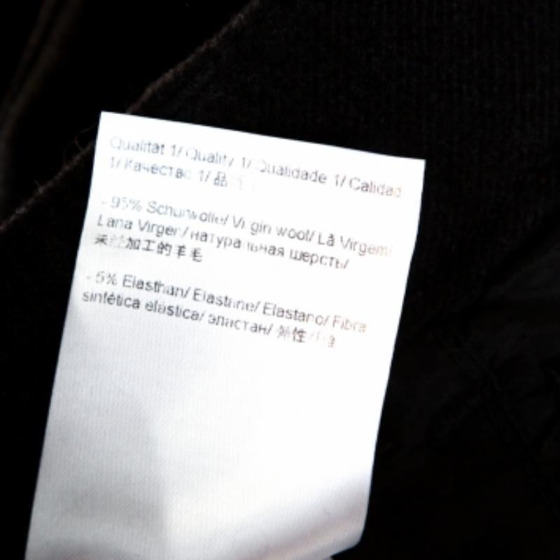 Pantaloni Tessa in lana a vita alta grigio carbone di Escada M. I. In condizioni buone in vendita a Dubai, Al Qouz 2