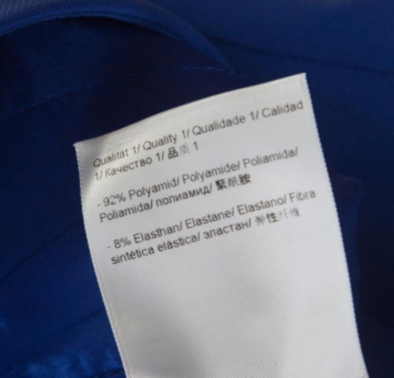 Escada Pantaloni affusolati con fibbia in vita in crepe stretch blu cobalto XL In condizioni buone in vendita a Dubai, Al Qouz 2