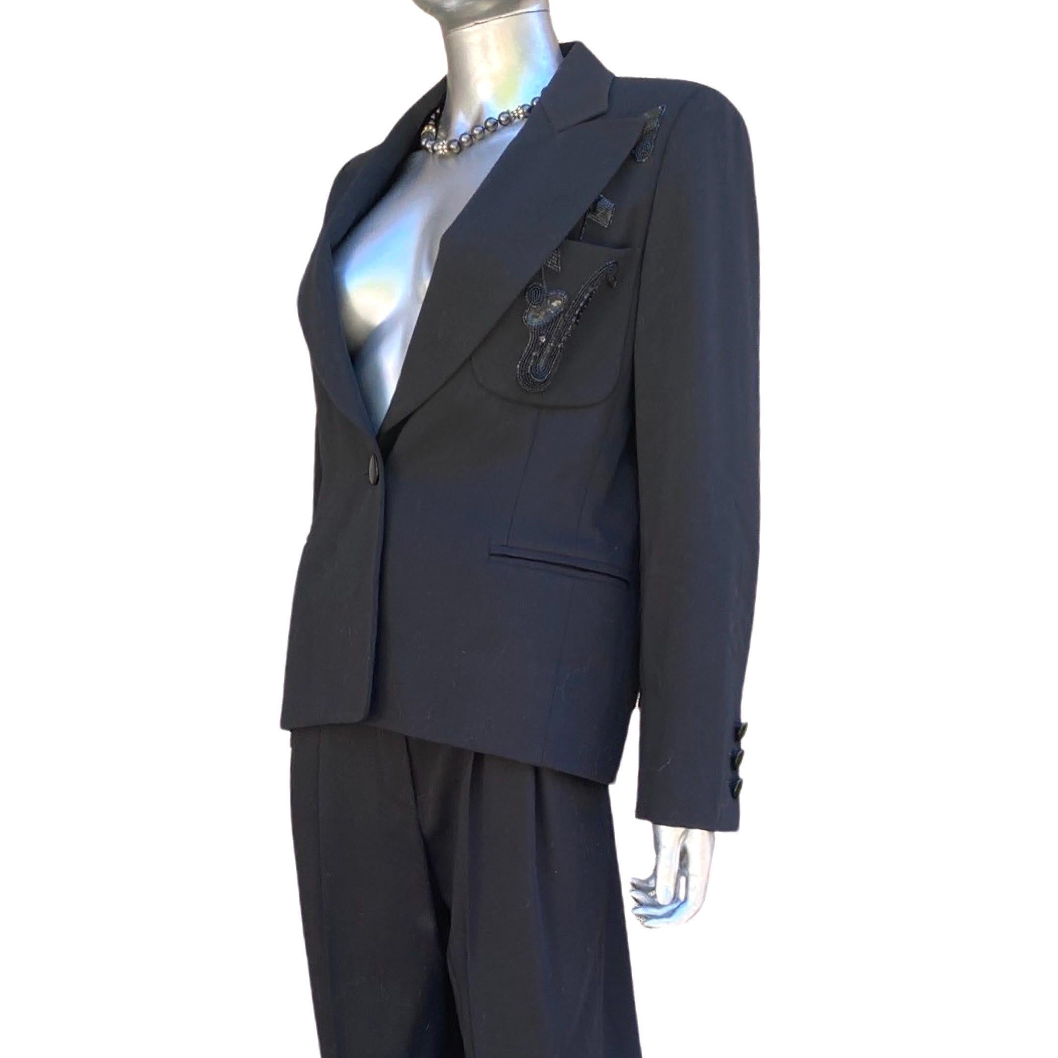 Escada Collection Chic Vintage Tailored Black Beaded Pantsuit Size 4/6 US  For Sale 8
