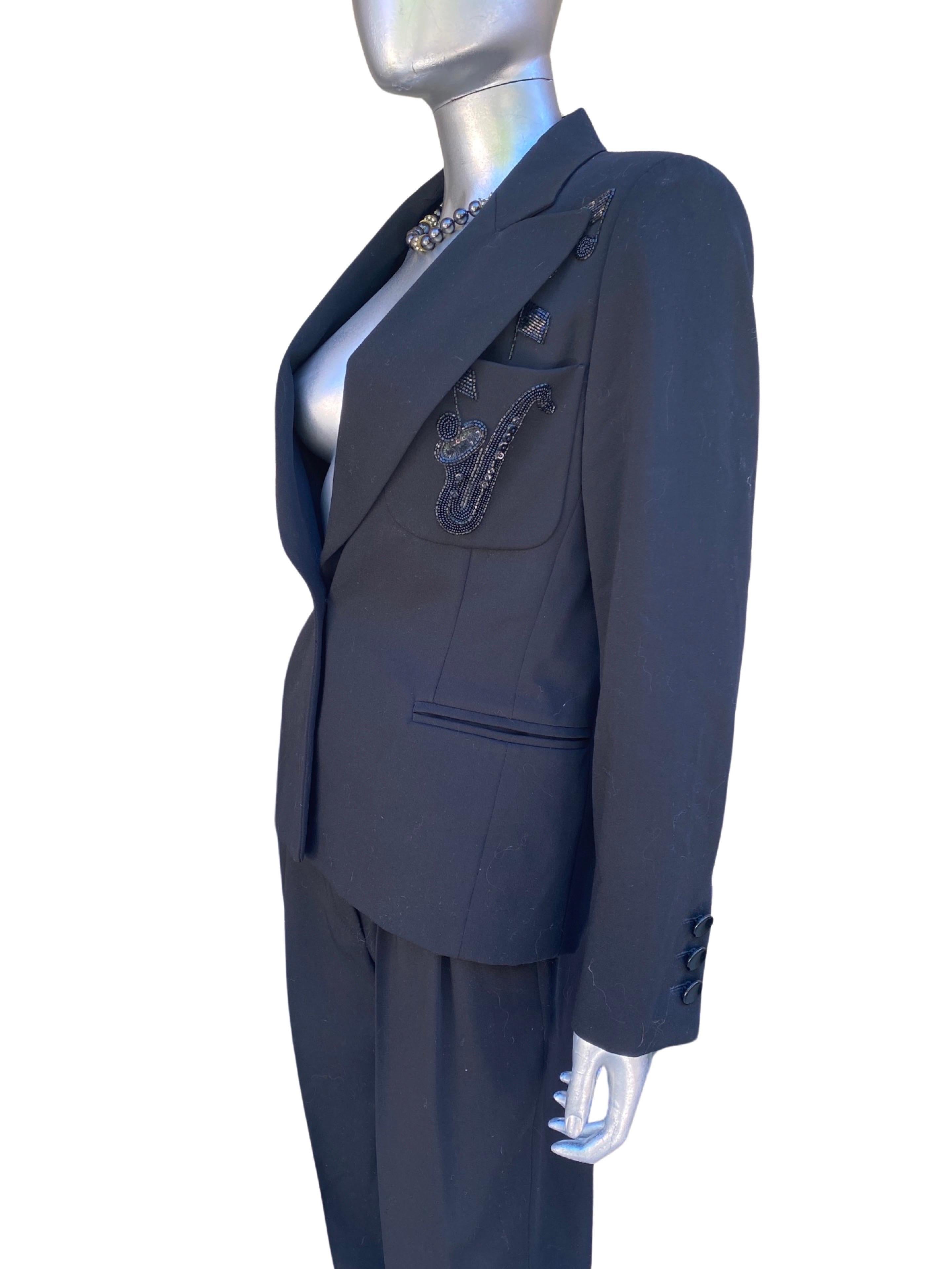 Escada Collection Chic Vintage Tailored Black Beaded Pantsuit Size 4/6 US  In Good Condition For Sale In Palm Springs, CA