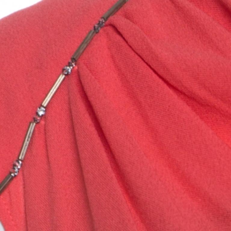 Escada Coral Naranja Seda Adornada Cuello Cowl Top Sin Mangas Neslisah M en venta 1