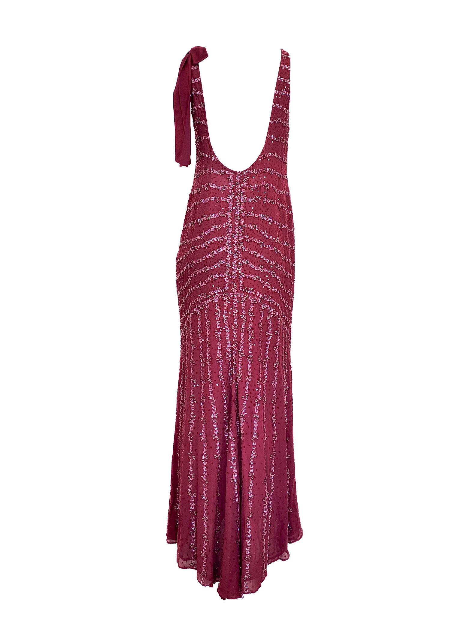 Escada Couture Berry - Robe de soirée à col bénitier et paillettes en vente 1