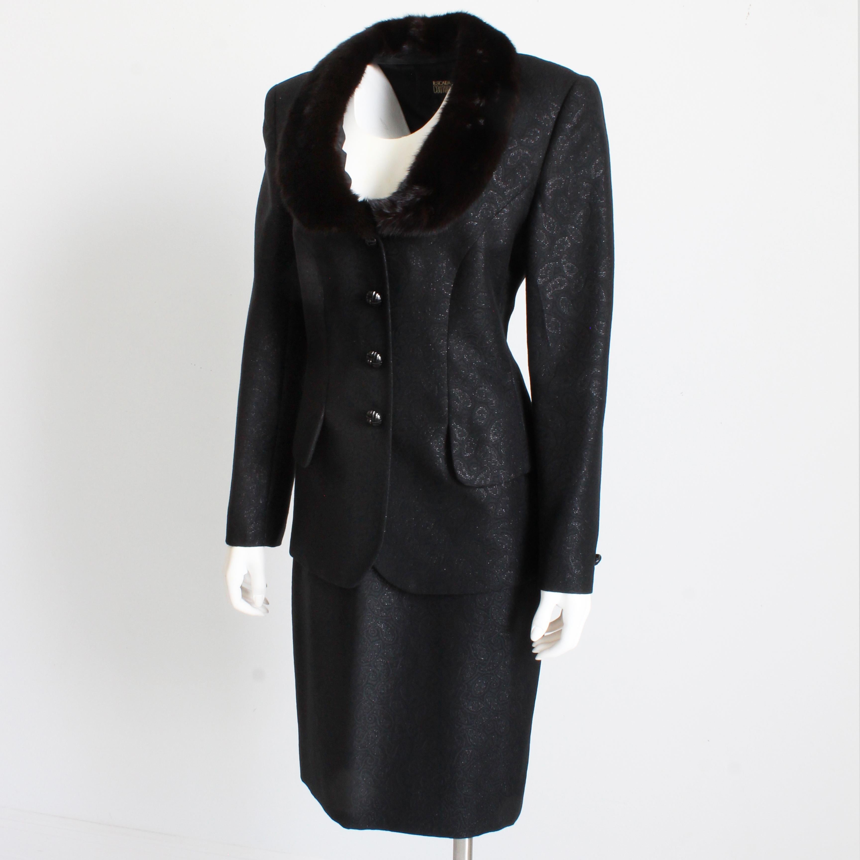 Escada Couture Anzug mit Nerzbesatz Jacke & Rock 2pc Set aus Seidenwollmischung Paisley 40 für Damen oder Herren im Angebot