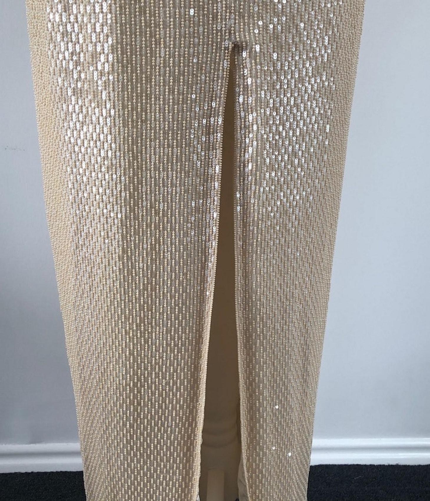 ESCADA Robe de soirée couture vintage en soie crème à paillettes, années 1980 Bon état - En vente à London, GB