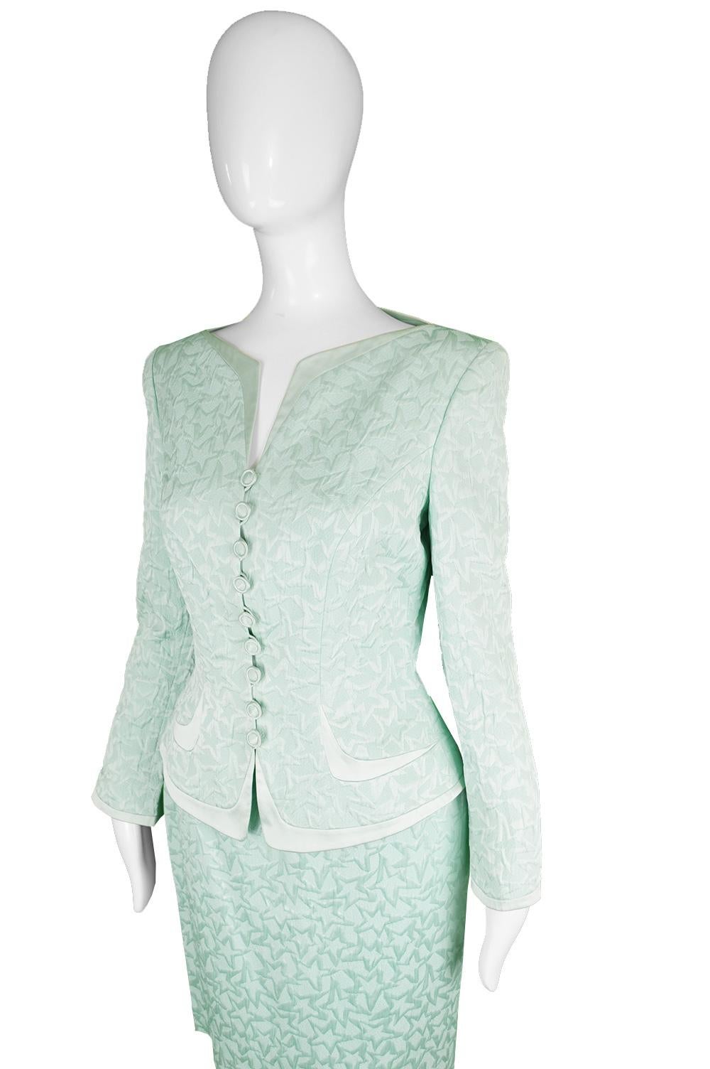 escada suit