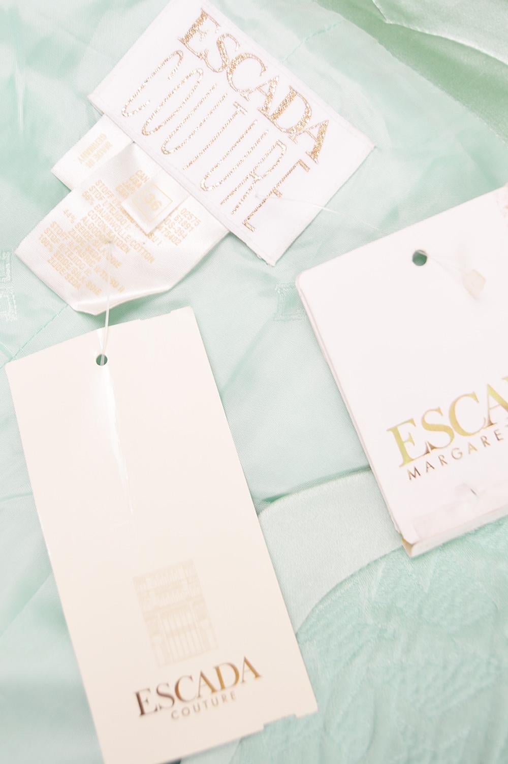 Escada Couture Vintage Mint Star Pattern Brocade & Silk Satin Skirt Suit, 1990s In Good Condition For Sale In Doncaster, South Yorkshire