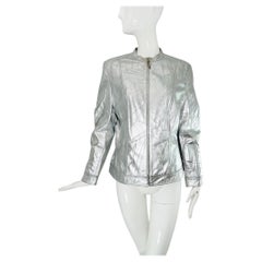 Escada Distressed Silver Metallic Leather Band Collar Zipper Front Jacket 42 Escada Distressed Silver Metallic Leather Band Collar Zipper Front Jacket 42