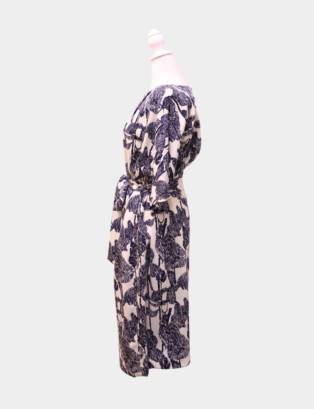 Escada - EU 40 (Grau) im Angebot