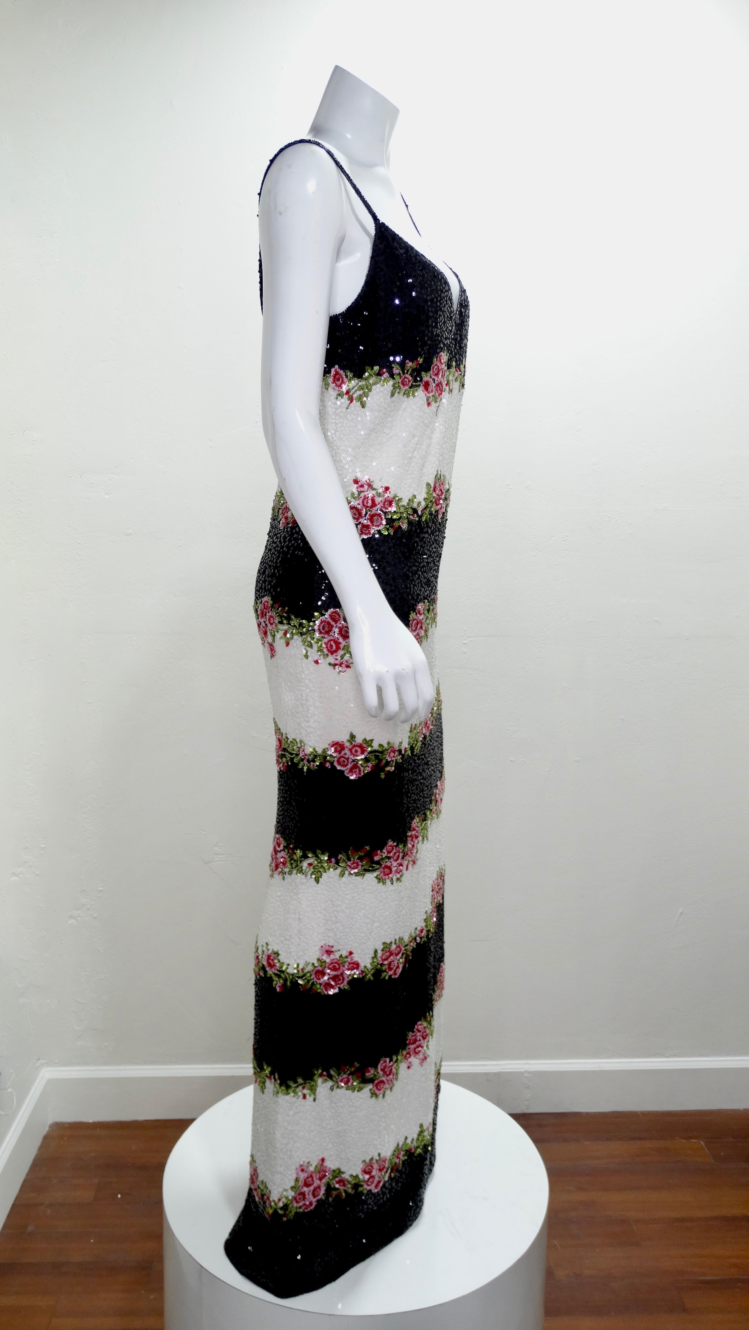 Maxi Vestido Floral de Lentejuelas Escada Gris
