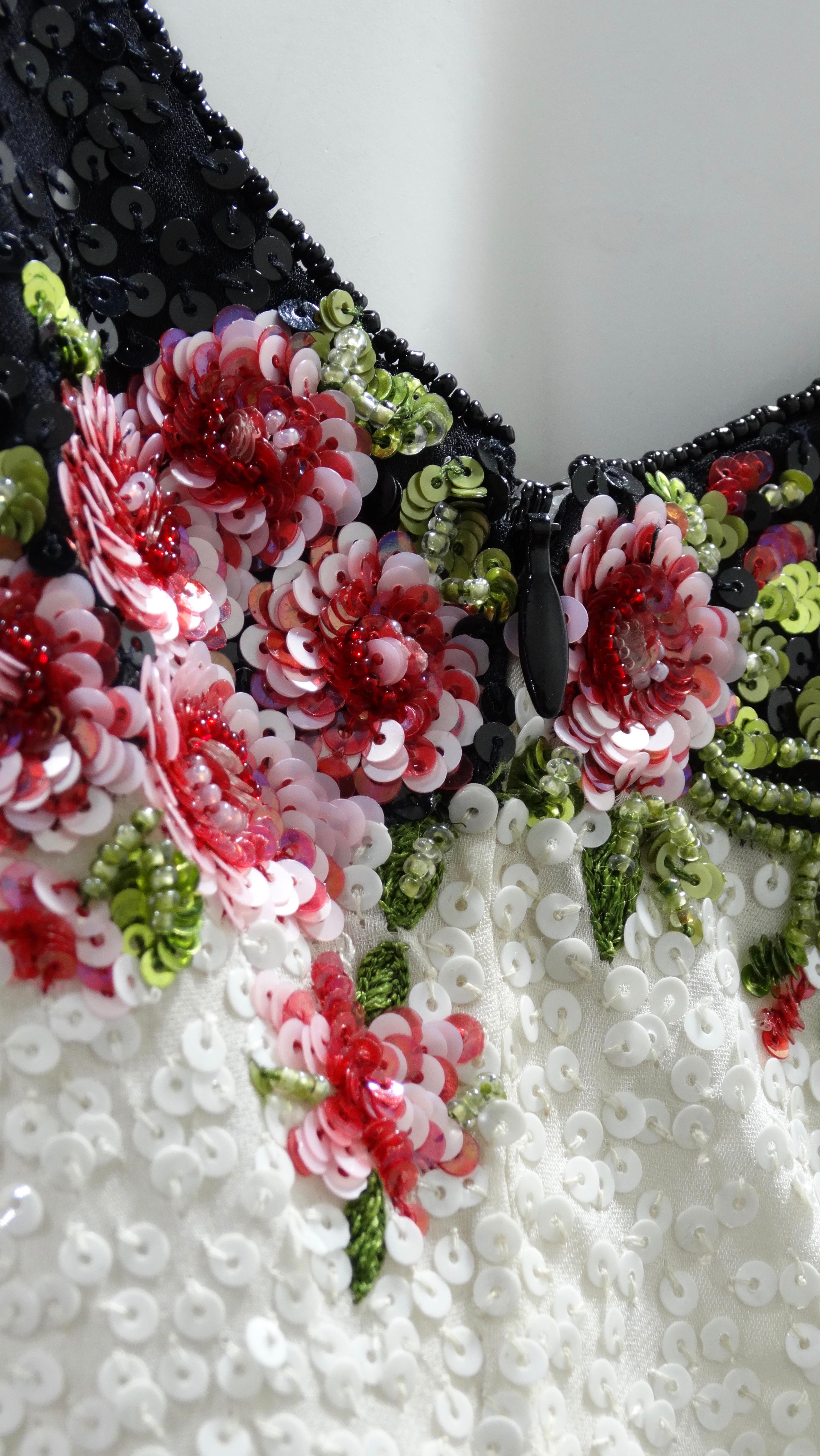 Maxi Vestido Floral de Lentejuelas Escada 2