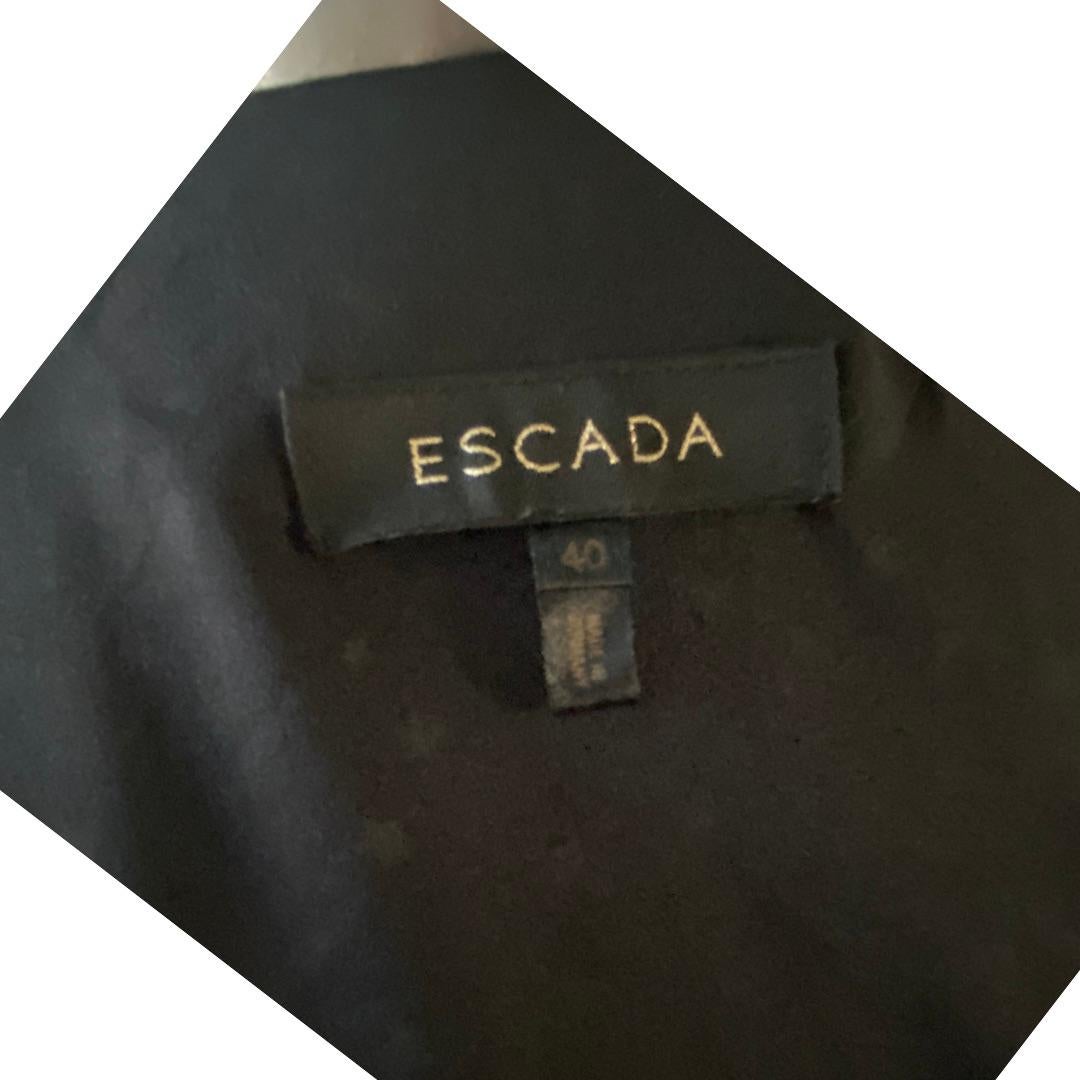 Escada Germany Vintage Black & White Silk Print Wrap Dress Ruffle Trim Size 10 For Sale 4