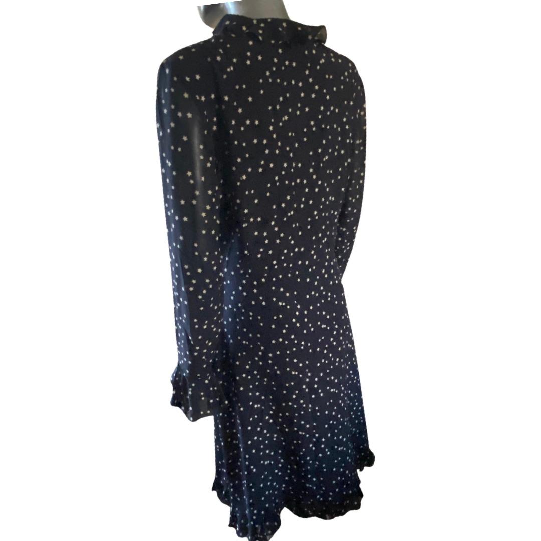 Escada Deutschland Vintage Schwarz-Weißes Wickelkleid mit Rüschenbesatz aus Seide, Größe 10 im Angebot 5