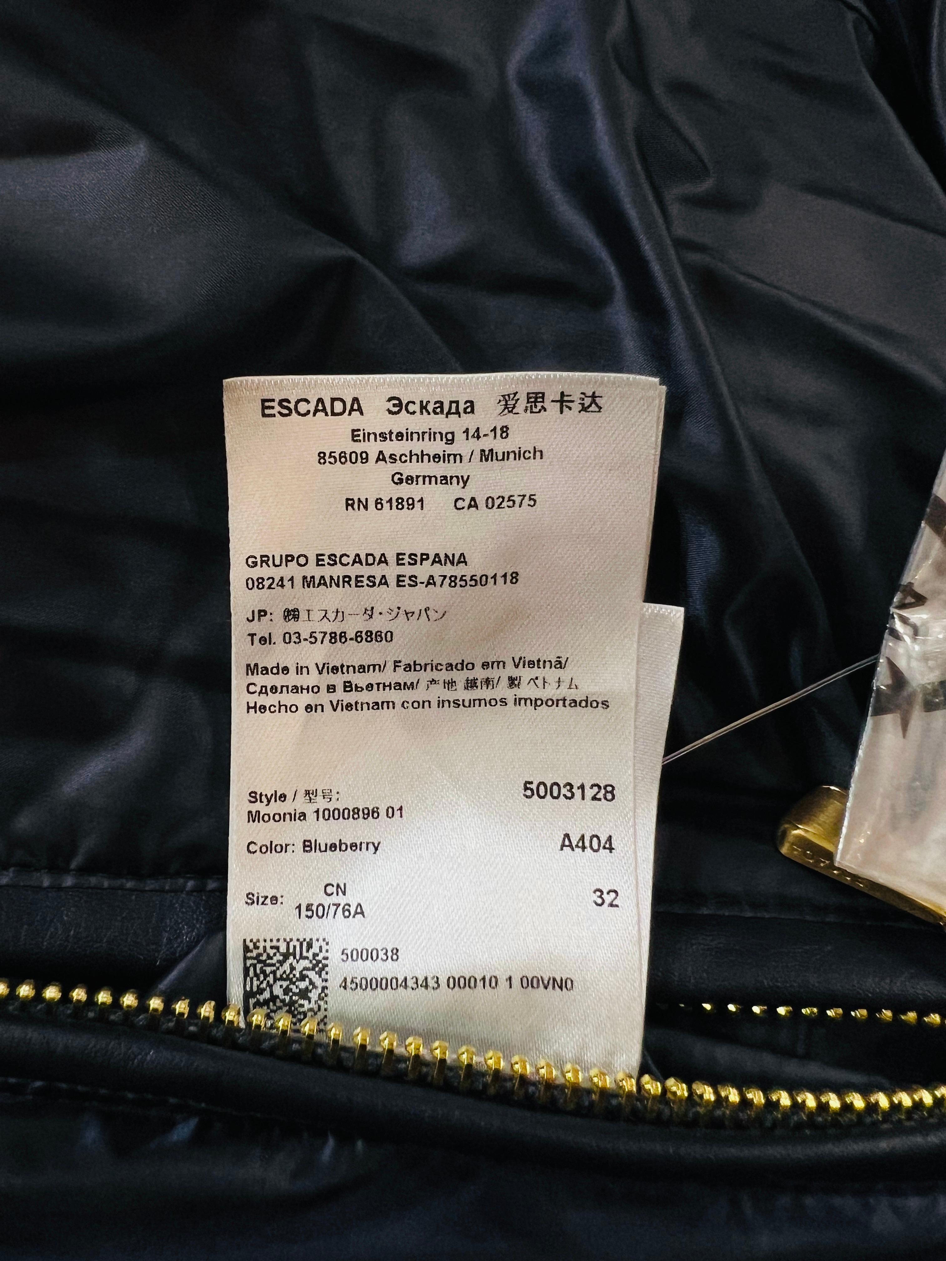Giacca in piuma d'oca Escada in vendita 2
