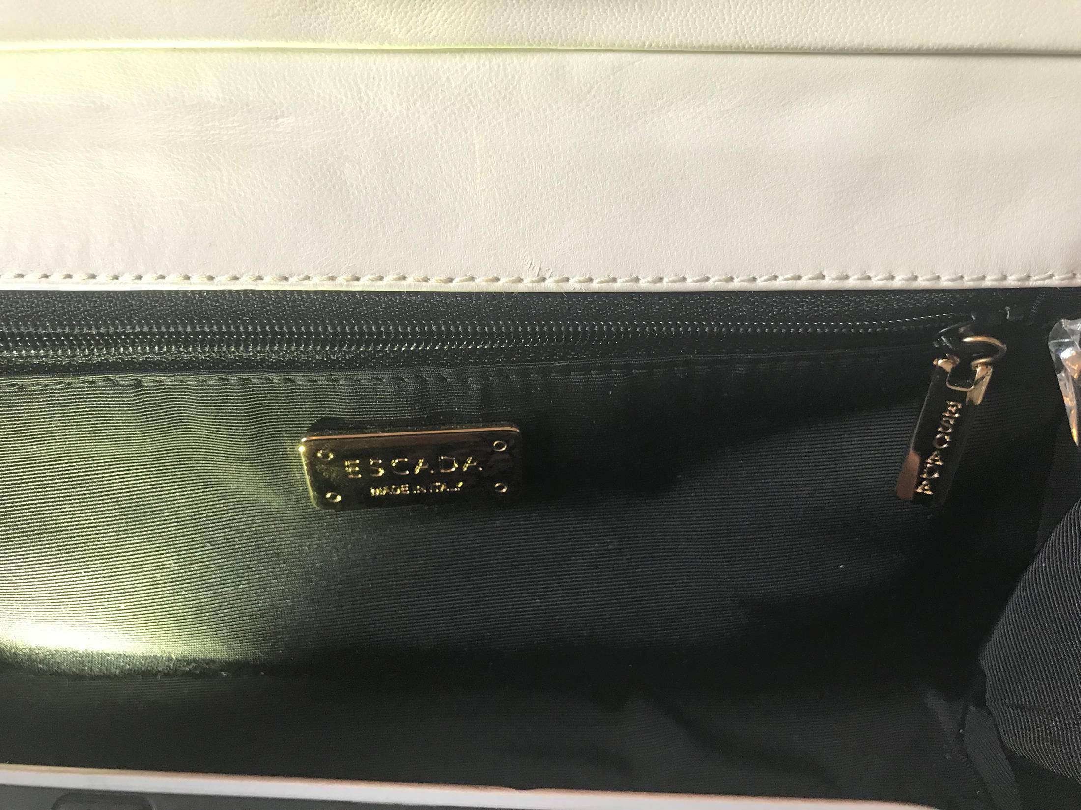 Escada Handbag, black diplomatic stripe canvas  and white leather. For Sale 13