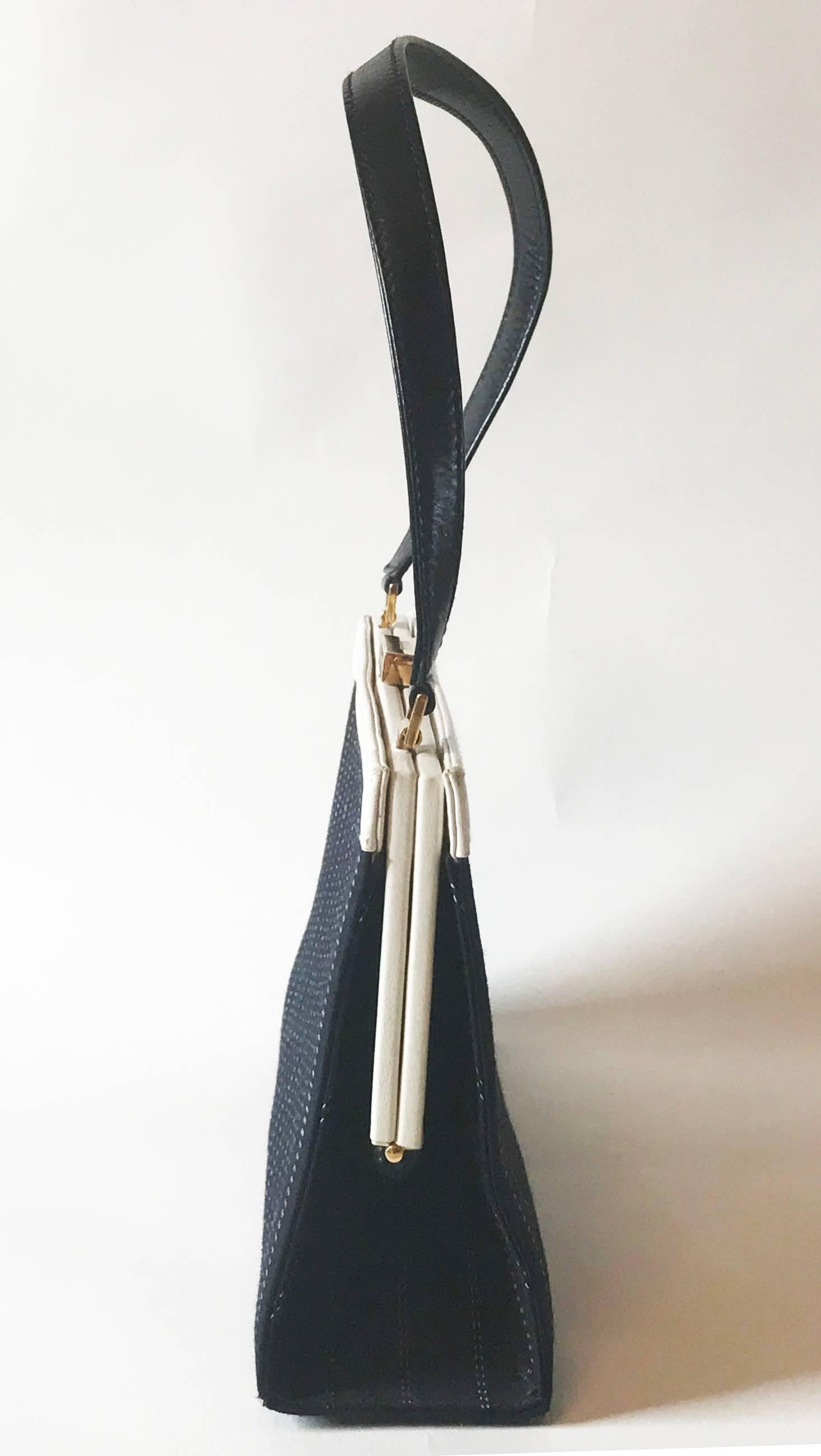 Escada Handbag, black diplomatic stripe canvas  and white leather. In Excellent Condition For Sale In Bilbao, ES