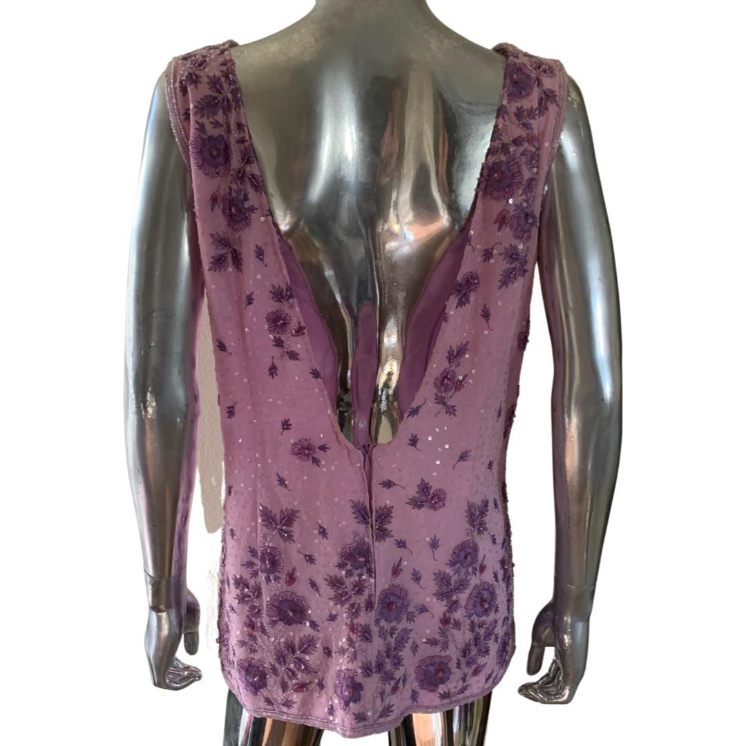 Escada Intricate Floral Beaded Vintage Deep V Back Tunic in Lilac Size Large For Sale 2