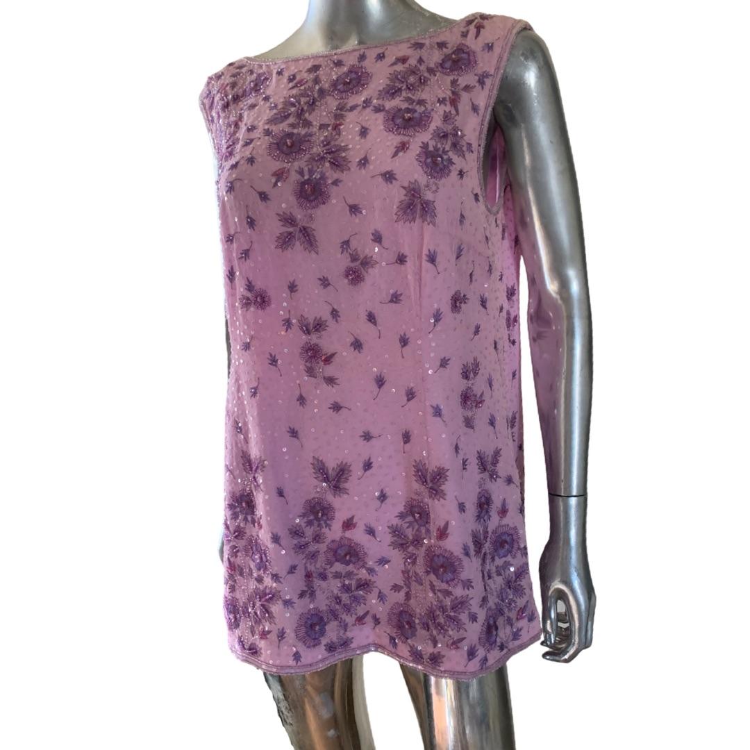 Escada Intricate Floral Beaded Vintage Deep V Back Tunic in Lilac Size Large For Sale 3