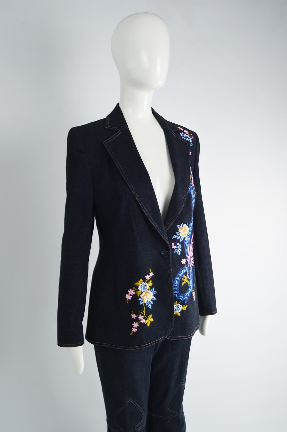 Black Escada Intricately Embroidered Dragon Women's 2 Piece Denim Flared Jean Suit