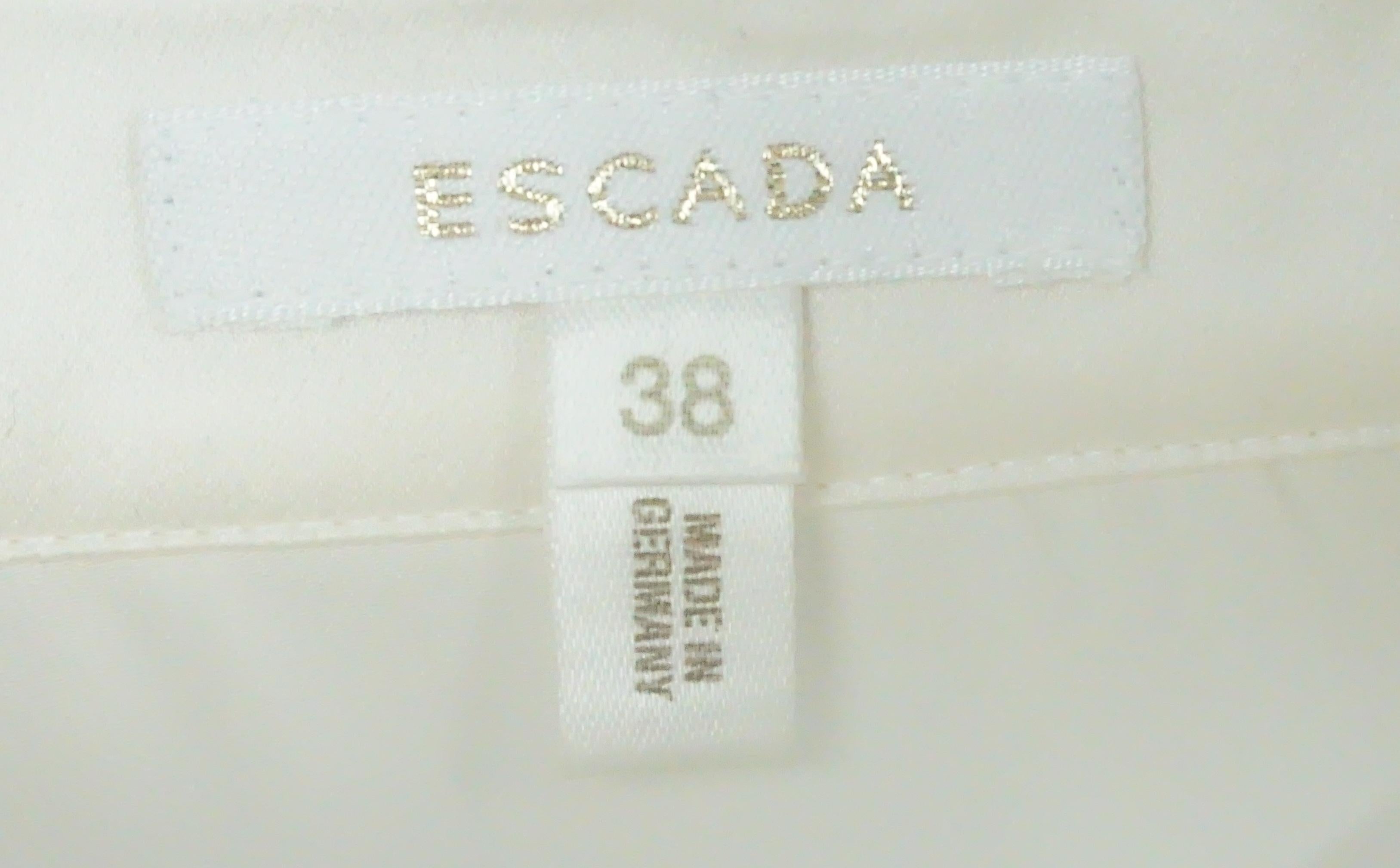 Escada Ivory Silk Top w/ Floral Beaded Details - 38 In Excellent Condition In West Palm Beach, FL