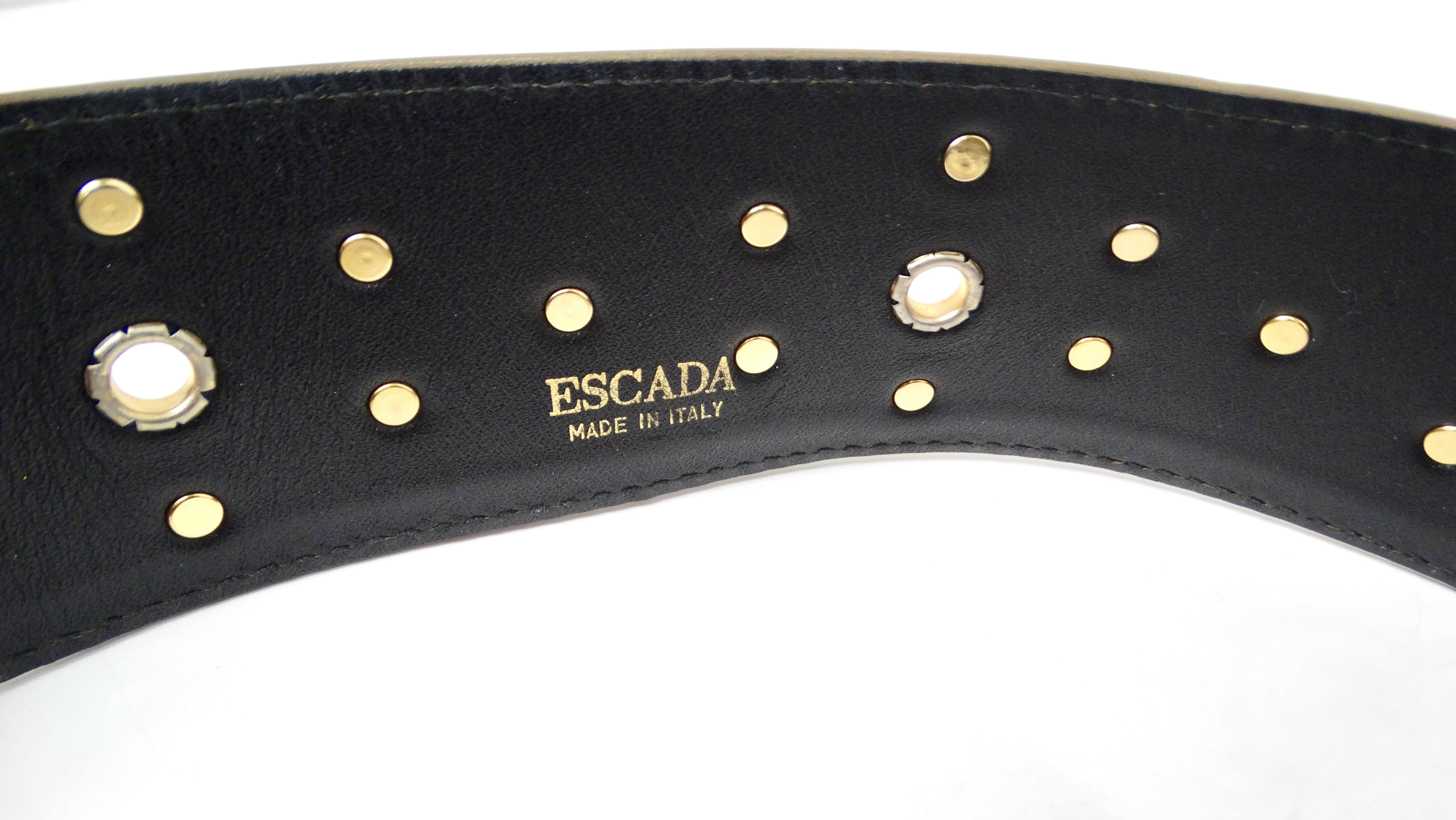 Escada Cinturón de cuero caqui con tachuelas doradas en venta 1
