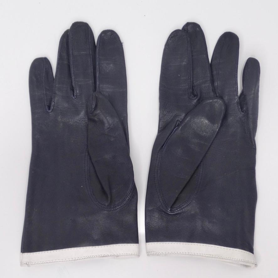 Black Escada Leather Bow Motif Gloves For Sale