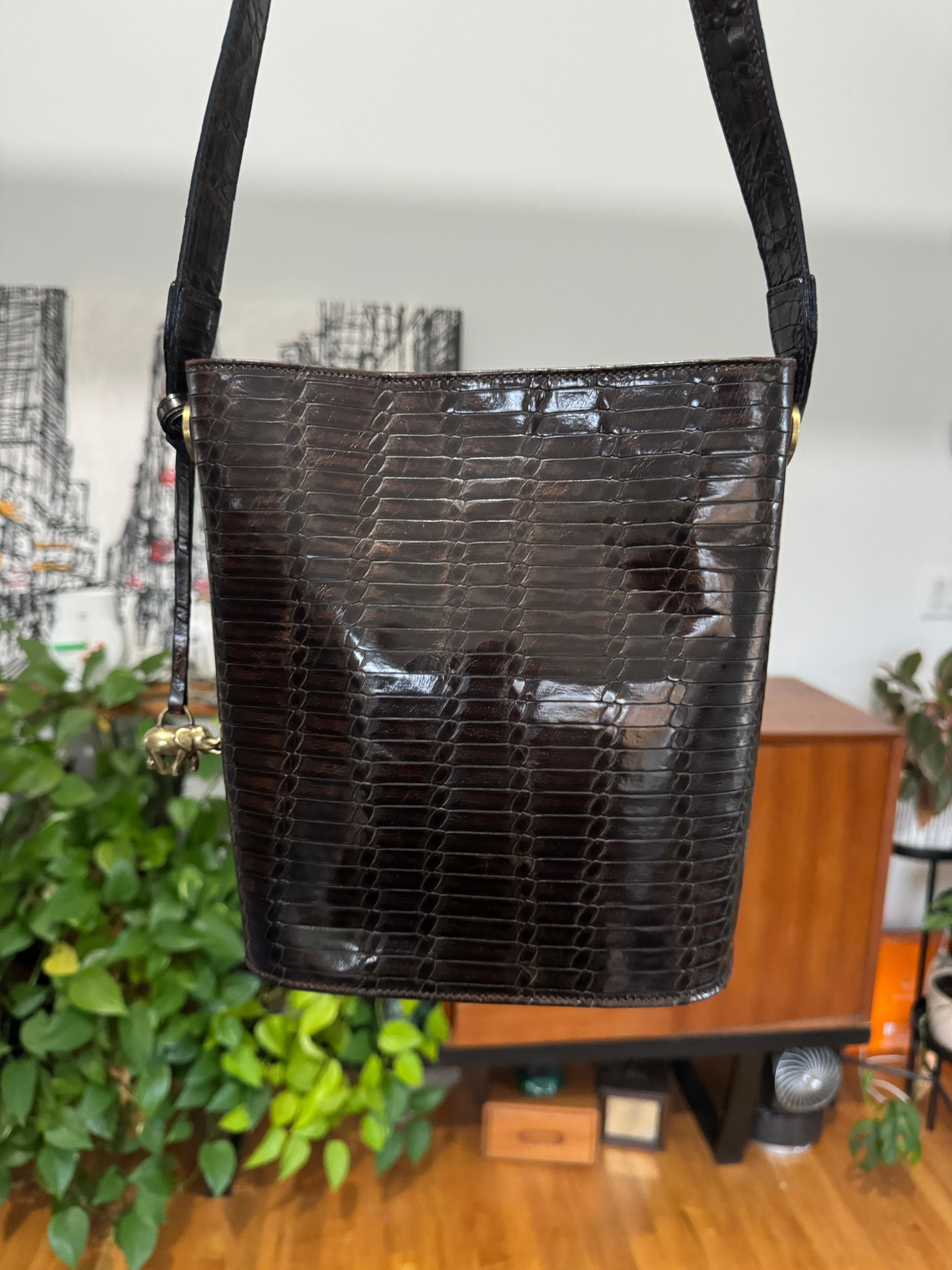 Nero Escada Borsa a mano in pelle marrone mai usata anni '90 Borsa a mano in vendita