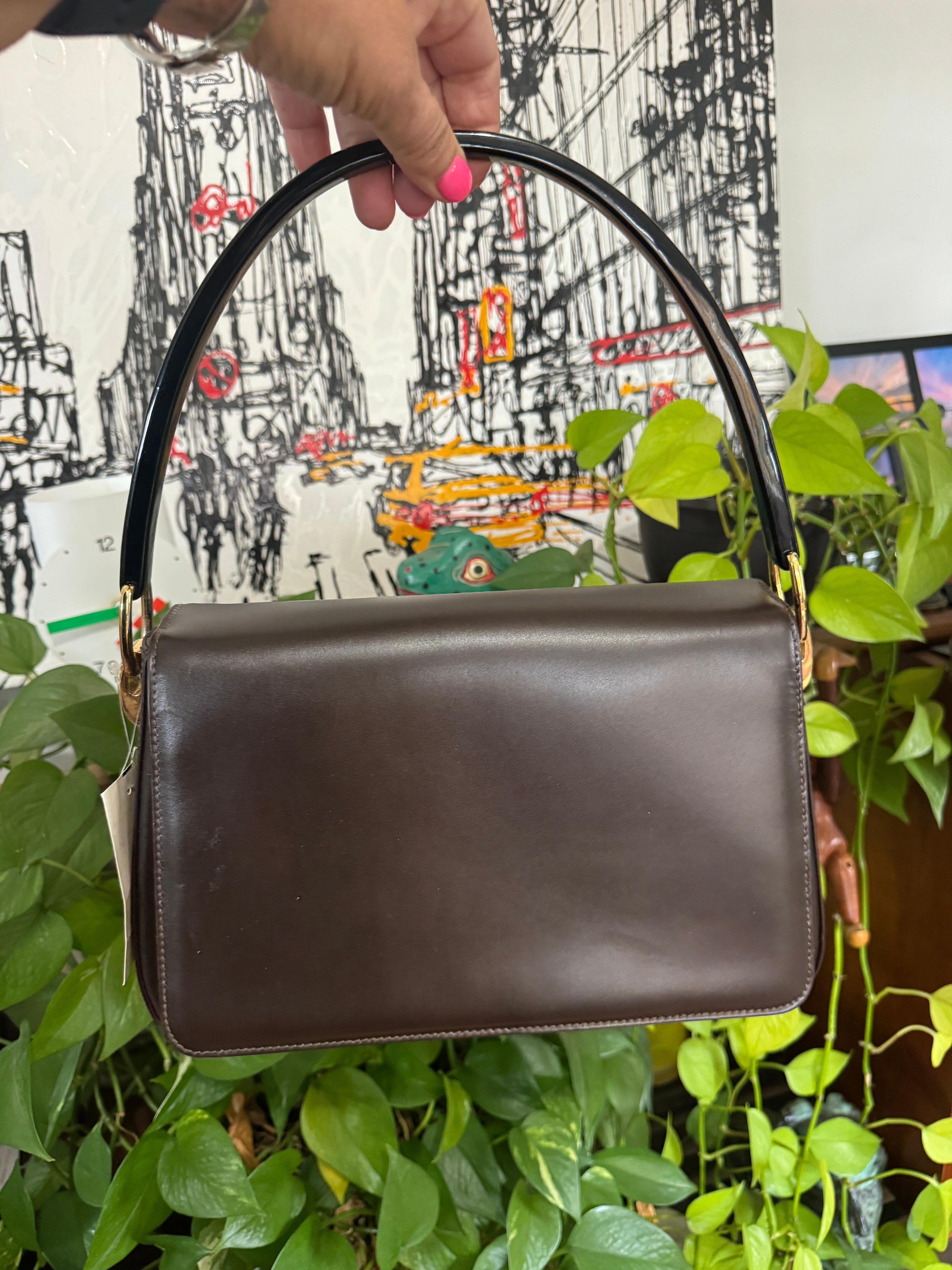 Escada Leder Kelly Handtasche Braun Nie benutzt 1990er Handtasche Geldbörse im Angebot 7