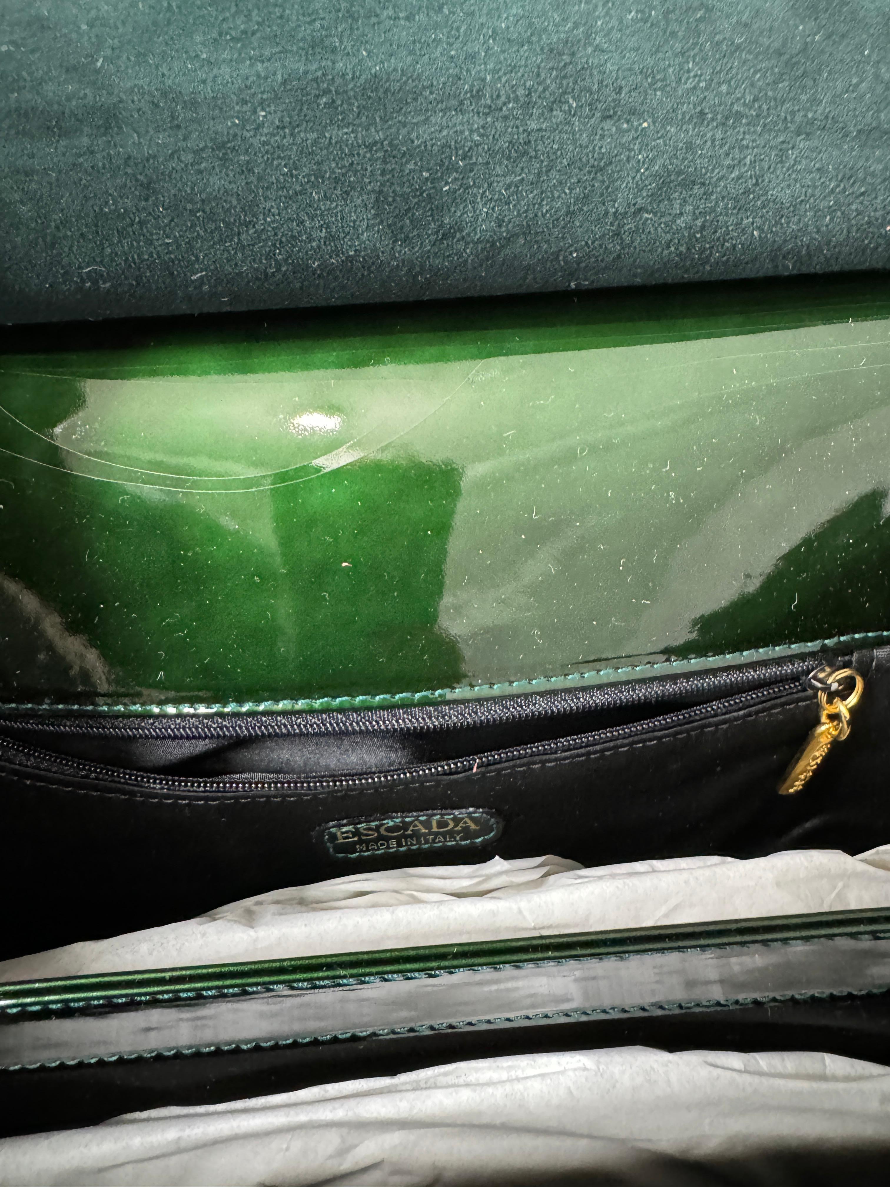 Escada Leder Kelly Handtasche Braun Never Used 1990s Handtasche Geldbörse Grün im Angebot 9