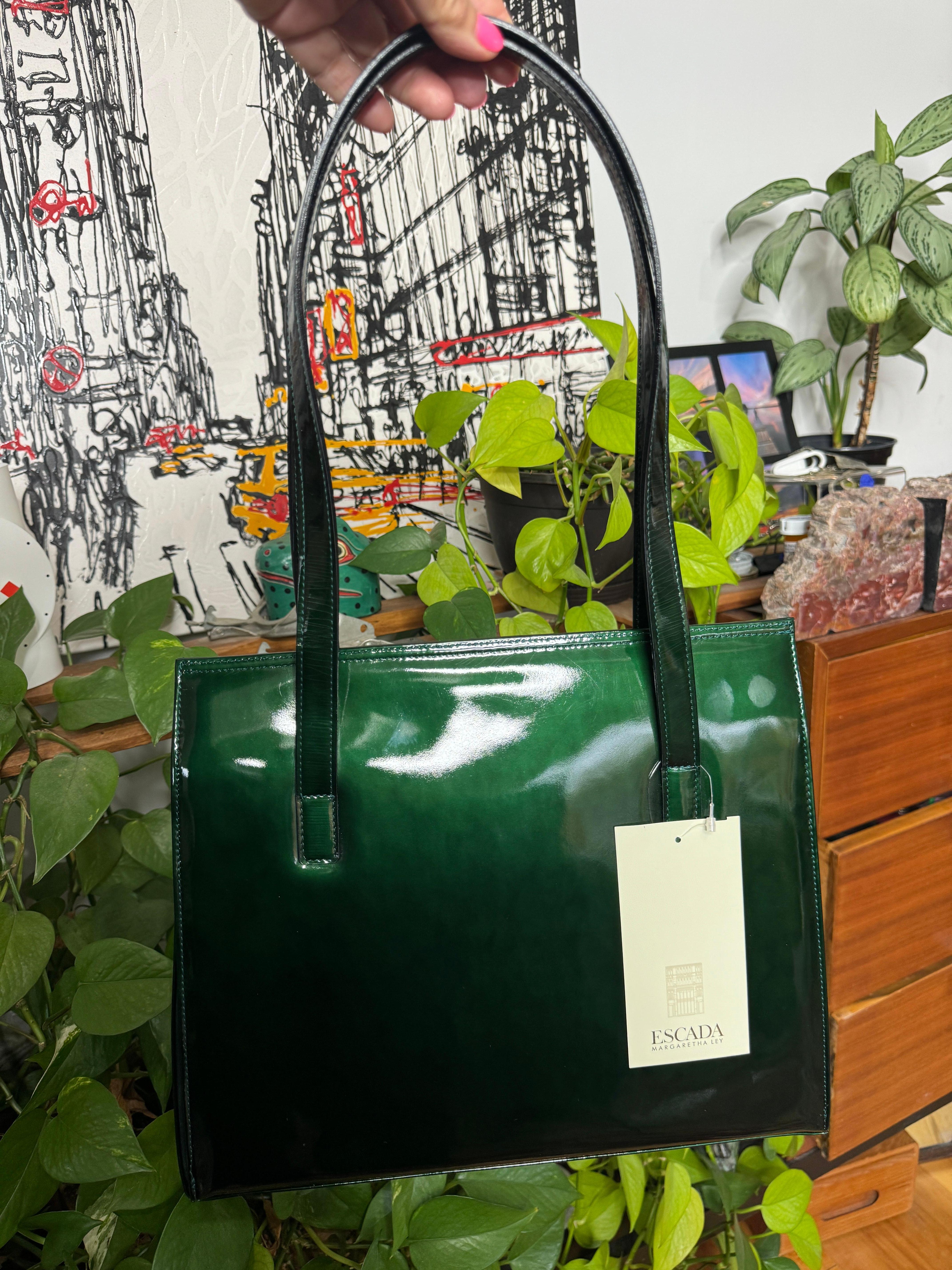 Escada Leder Kelly Handtasche Braun Never Used 1990s Handtasche Geldbörse Grün im Angebot 1