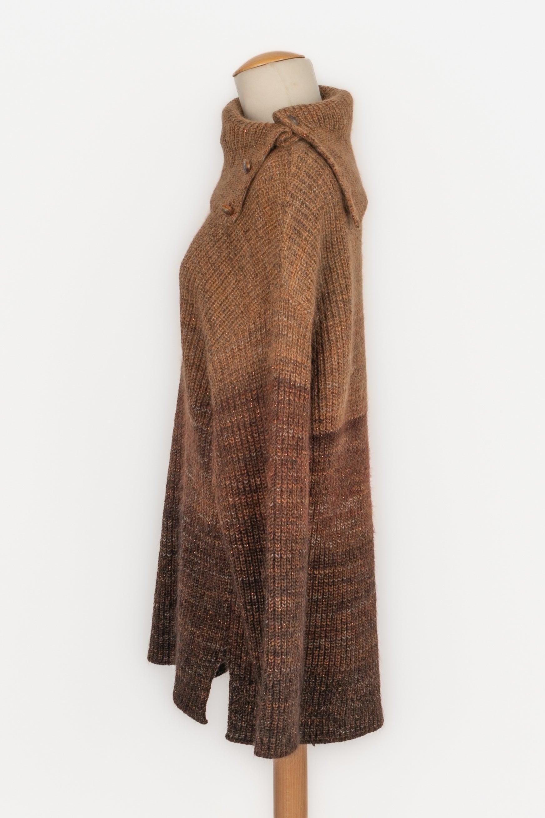 Escada Long Blended Wool and Mohair Sweater In Good Condition For Sale In SAINT-OUEN-SUR-SEINE, FR