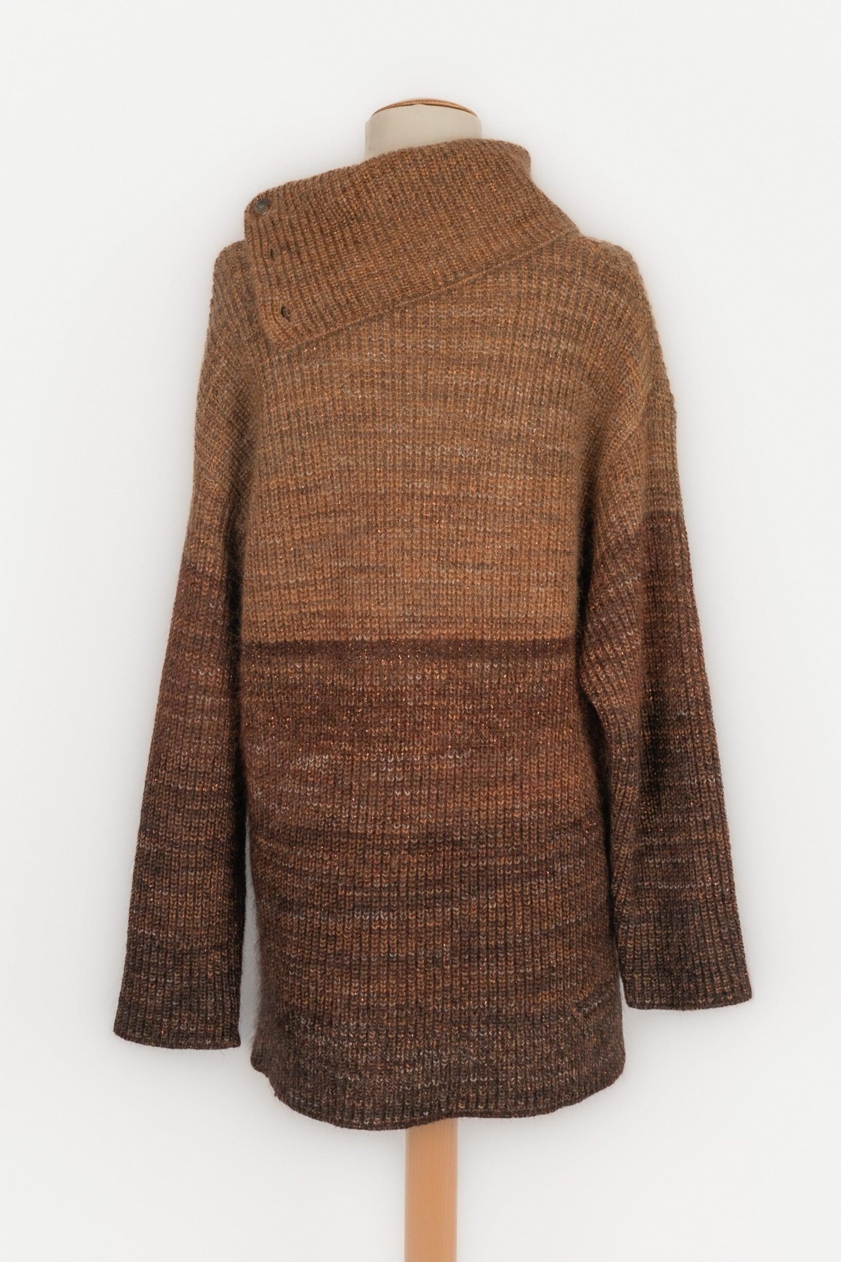 Women's Escada Long Blended Wool and Mohair Sweater For Sale