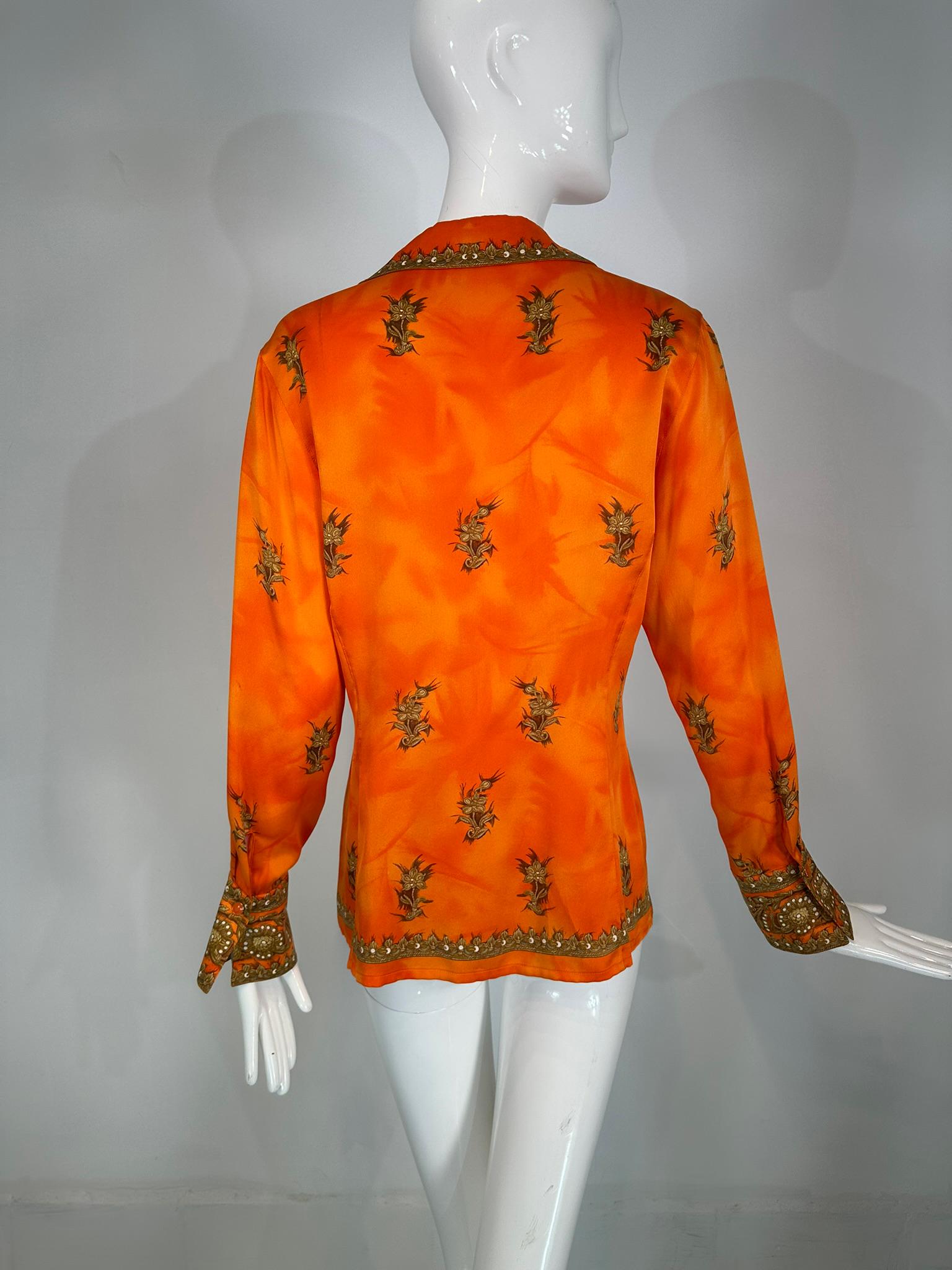 Escada Langärmelige Prinzessinnenbluse aus Seide in Orange und Gold mit floralen Bordüren im Angebot 4