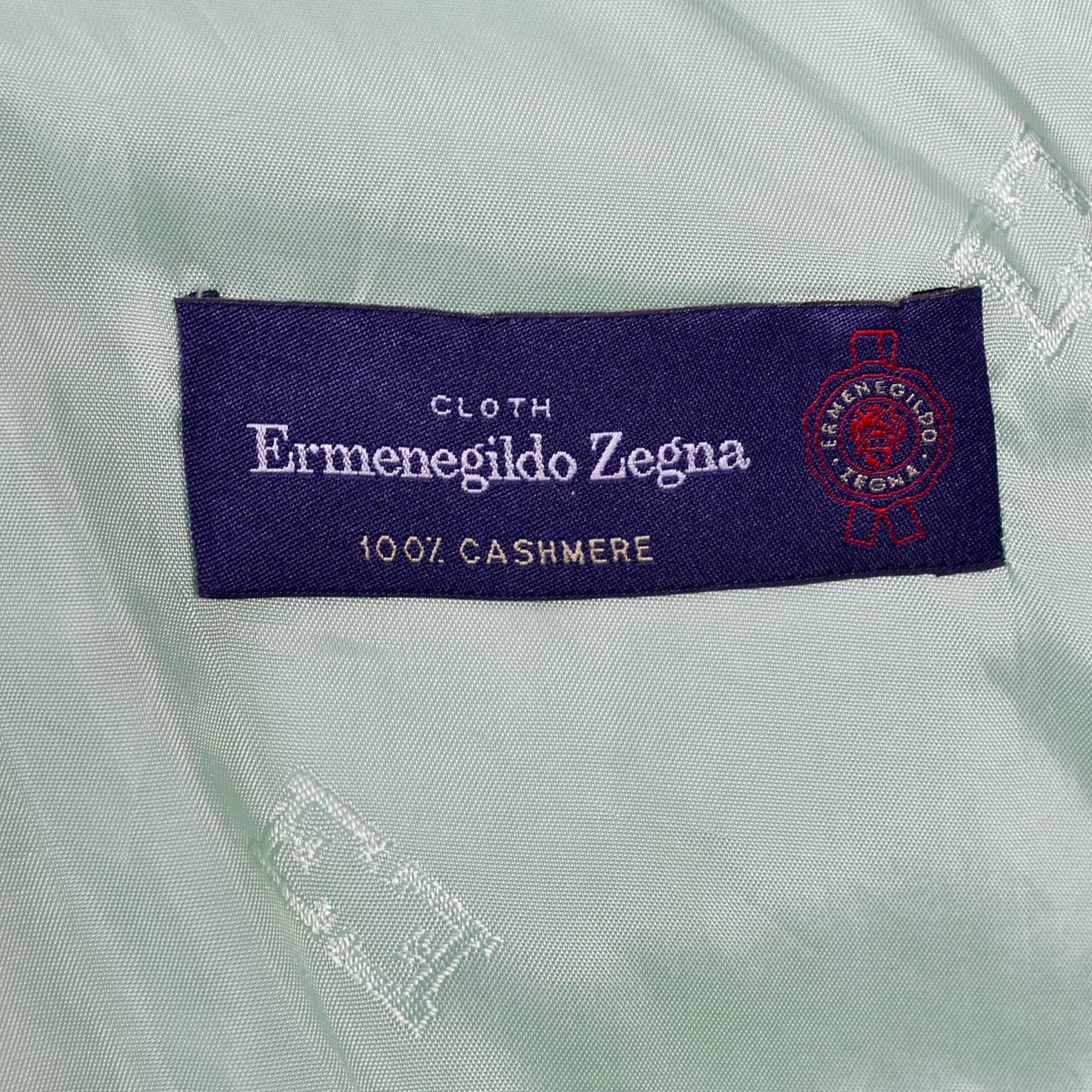 Escada Margaretha Ley Green Cashmere Blazer Jacket in Size 8 For Sale 3