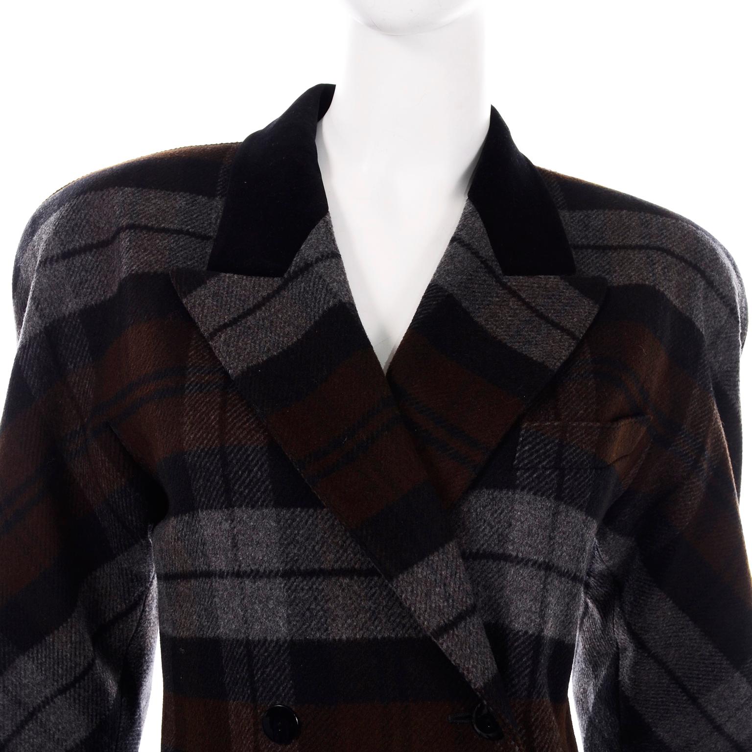 Escada Margaretha Ley Plaid Wool Blazer Longline Jacket in Gray & Brown Plaid In Excellent Condition For Sale In Portland, OR